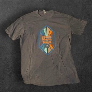 Wana “Keep Hope High” Graphic T-Shirt — Men’s Large — Gray